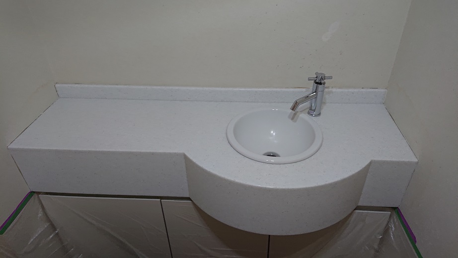 トイレ手洗いカウンター研磨再生施工価格